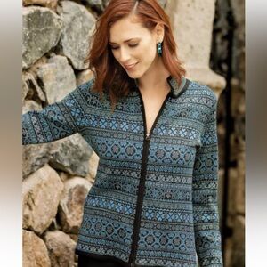 Alpaca Blue and Black Patterned Zip-Up Made in Peru Sweater size medium